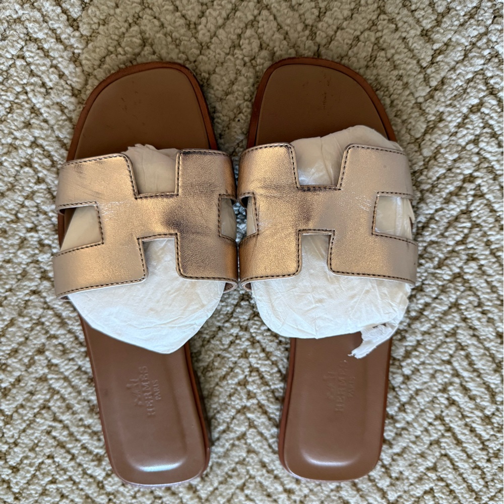 Hermes Oran Sandal - Metallic